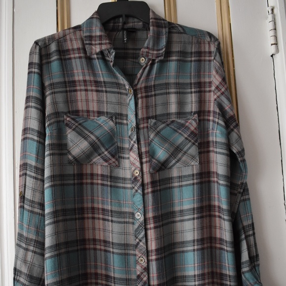 full tilt -  Woman/S - Plaid button-up Blouse - Picture 1 of 2